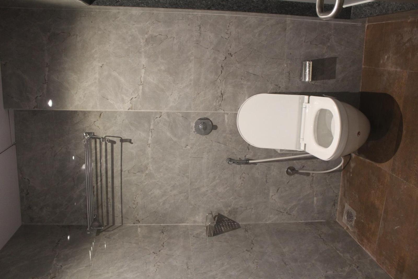 Hotel Metro Inn Мумбай Екстериор снимка